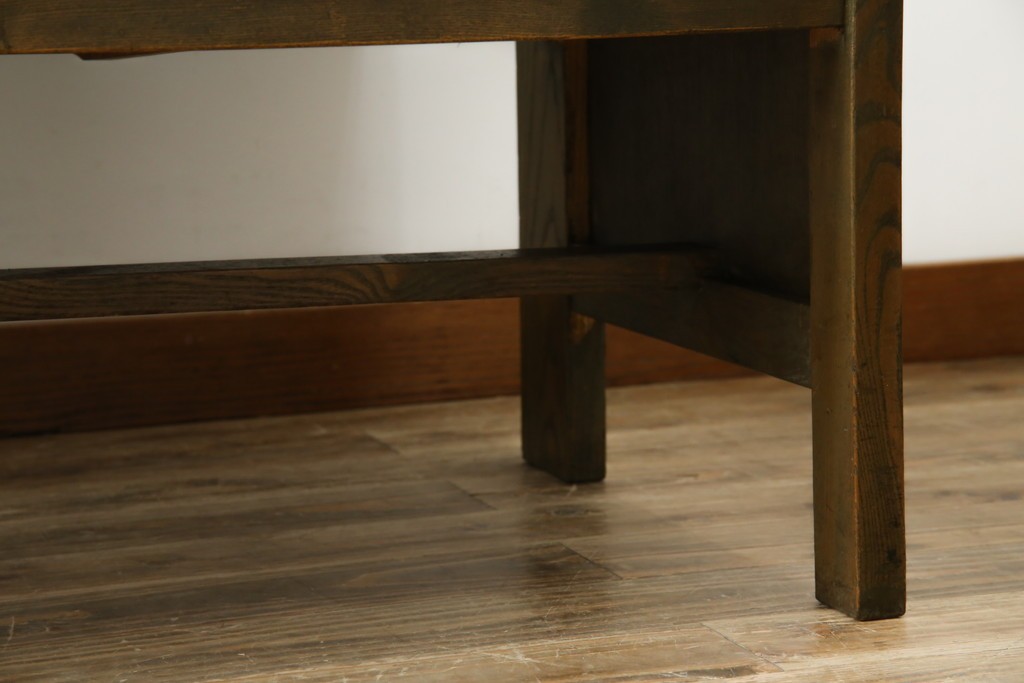 和製アンティーク　使い込まれた風合いが味わい深いチャーチベンチ　(R-068605)