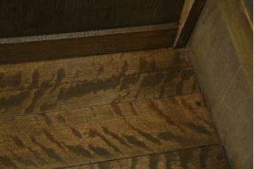 和製アンティーク　使い込まれた風合いが味わい深いチャーチベンチ　(R-068605)