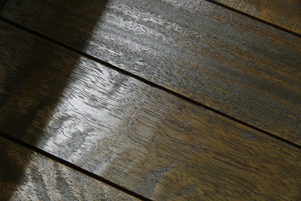 和製アンティーク　使い込まれた風合いが味わい深いチャーチベンチ　(R-068605)