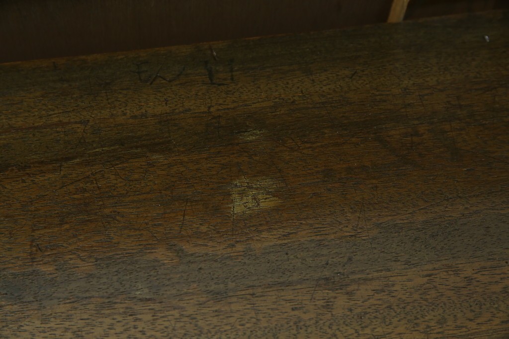 和製アンティーク　使い込まれた風合いが味わい深いチャーチベンチ　(R-068606)