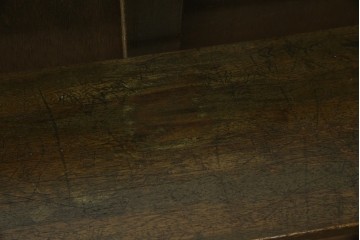 和製アンティーク　使い込まれた風合いが味わい深いチャーチベンチ　(R-068606)