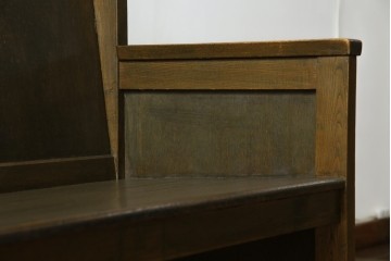 和製アンティーク　使い込まれた風合いが味わい深いチャーチベンチ　(R-068606)