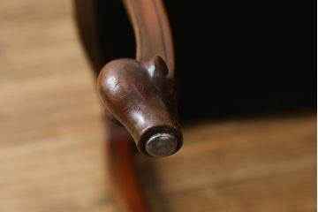 中古　DREXEL HERITAGE(ドレクセルヘリテイジ)　Touraine(ツーレイン)　猫脚の優美な曲線デザインが目を惹くスツール(チェア、椅子、オットマン、)(R-068612)