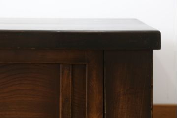 和製ビンテージ　重厚な存在感と渋い色味が魅力の置き床ローボード(上り框、飾り台、テレビ台、収納棚、ヴィンテージ)(R-068621)