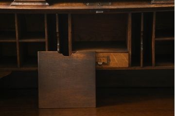 イギリスアンティーク　オーク材　レトロな雰囲気漂うロールトップデスク(片袖机、ワークデスク、在宅用、在宅ワーク用、英国)(R-068626)