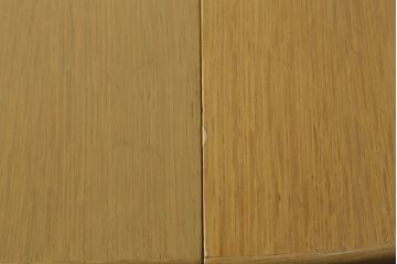 デンマークビンテージ　オーク材　ナチュラルな雰囲気が魅力的なエクステンションテーブル(ラウンドテーブル、ダイニングテーブル、食卓、2人掛け、4人掛け、6人掛け、北欧、ヴィンテージ)(R-068641)