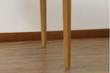 デンマークビンテージ　オーク材　ナチュラルな雰囲気が魅力的なエクステンションテーブル(ラウンドテーブル、ダイニングテーブル、食卓、2人掛け、4人掛け、6人掛け、北欧、ヴィンテージ)(R-068641)