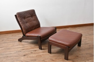 和製ビンテージ　CONDE HOUSE(カンディハウス)　Hock(ホック)　落ち着いた寛ぎの空間づくりにおすすめな1人掛けレザーソファとオットマンのセット　(R-068643)