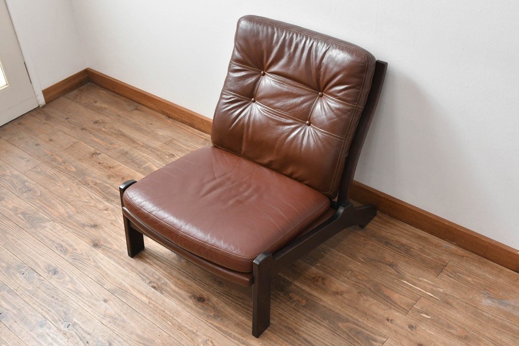 和製ビンテージ　CONDE HOUSE(カンディハウス)　Hock(ホック)　落ち着いた寛ぎの空間づくりにおすすめな1人掛けレザーソファとオットマンのセット　(R-068643)