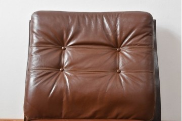 和製ビンテージ　CONDE HOUSE(カンディハウス)　Hock(ホック)　落ち着いた寛ぎの空間づくりにおすすめな1人掛けレザーソファとオットマンのセット　(R-068643)