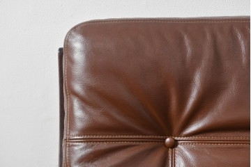 和製ビンテージ　CONDE HOUSE(カンディハウス)　Hock(ホック)　落ち着いた寛ぎの空間づくりにおすすめな1人掛けレザーソファとオットマンのセット　(R-068643)