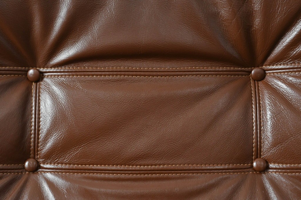 和製ビンテージ　CONDE HOUSE(カンディハウス)　Hock(ホック)　落ち着いた寛ぎの空間づくりにおすすめな1人掛けレザーソファとオットマンのセット　(R-068643)