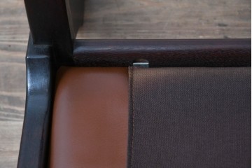 和製ビンテージ　CONDE HOUSE(カンディハウス)　Hock(ホック)　落ち着いた寛ぎの空間づくりにおすすめな1人掛けレザーソファとオットマンのセット　(R-068643)