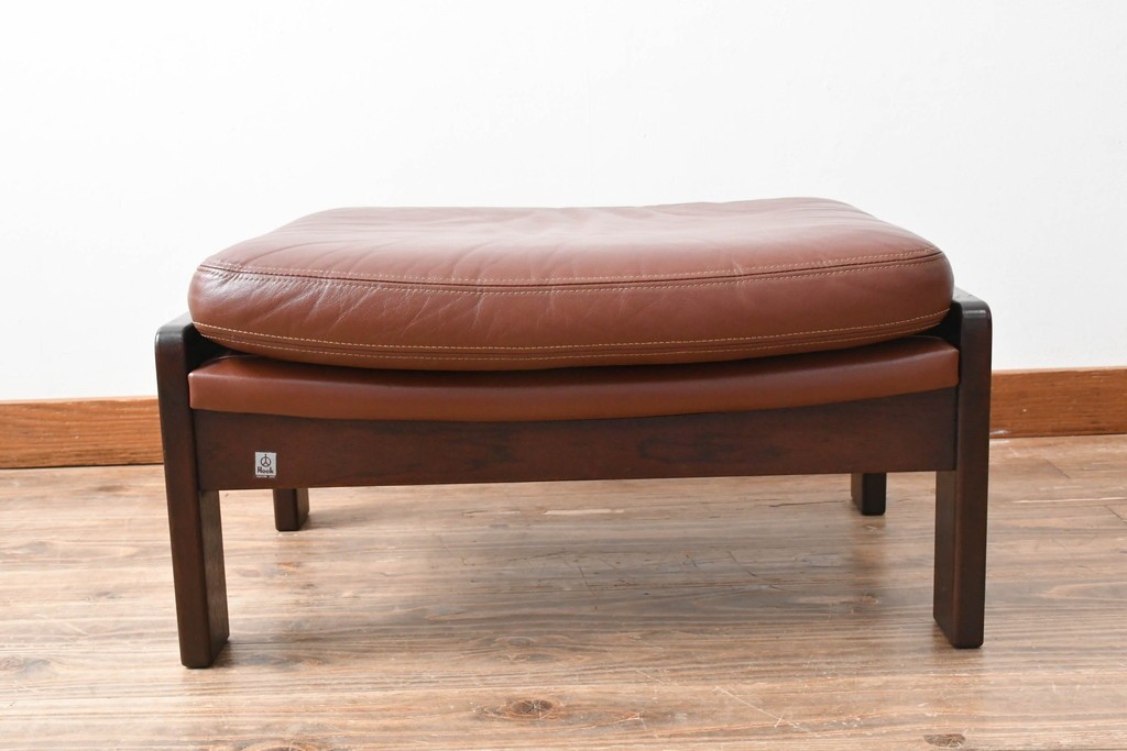 和製ビンテージ　CONDE HOUSE(カンディハウス)　Hock(ホック)　落ち着いた寛ぎの空間づくりにおすすめな1人掛けレザーソファとオットマンのセット　(R-068643)