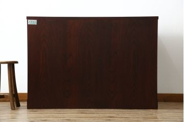 中古　岩谷堂箪笥　漆塗り　あられ紋様の金具が目を惹く、和モダンな空間づくりにおすすめのサイドチェスト(引き出し、衣装箪笥、収納たんす、整理箪笥、和タンス、サイドボード)(R-068646)