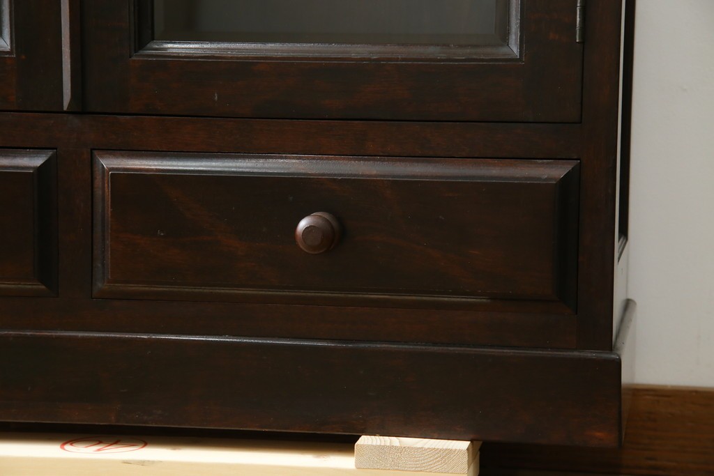 和製ヴィンテージ　松本民芸家具　深い色味が魅力的な小振りのブックケース　定価約37万円　(R-068650)