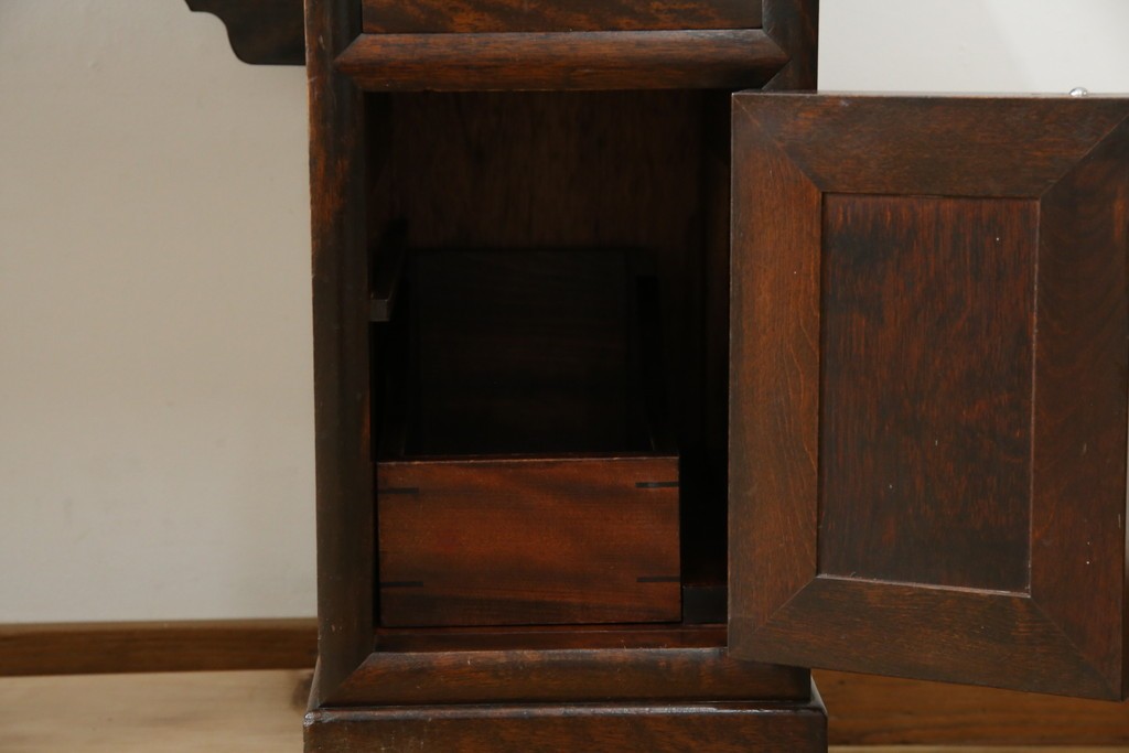 和製ヴィンテージ　希少モデル　松本民芸家具　深みのある色合いで落ち着いた雰囲気溢れる三面鏡付きドレッサー　(R-068653)