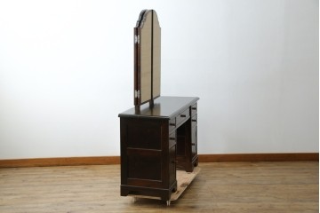 和製ヴィンテージ　希少モデル　松本民芸家具　深みのある色合いで落ち着いた雰囲気溢れる三面鏡付きドレッサー　(R-068653)