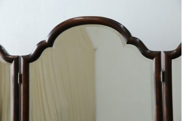 和製ヴィンテージ　希少モデル　松本民芸家具　深みのある色合いで落ち着いた雰囲気溢れる三面鏡付きドレッサー　(R-068653)