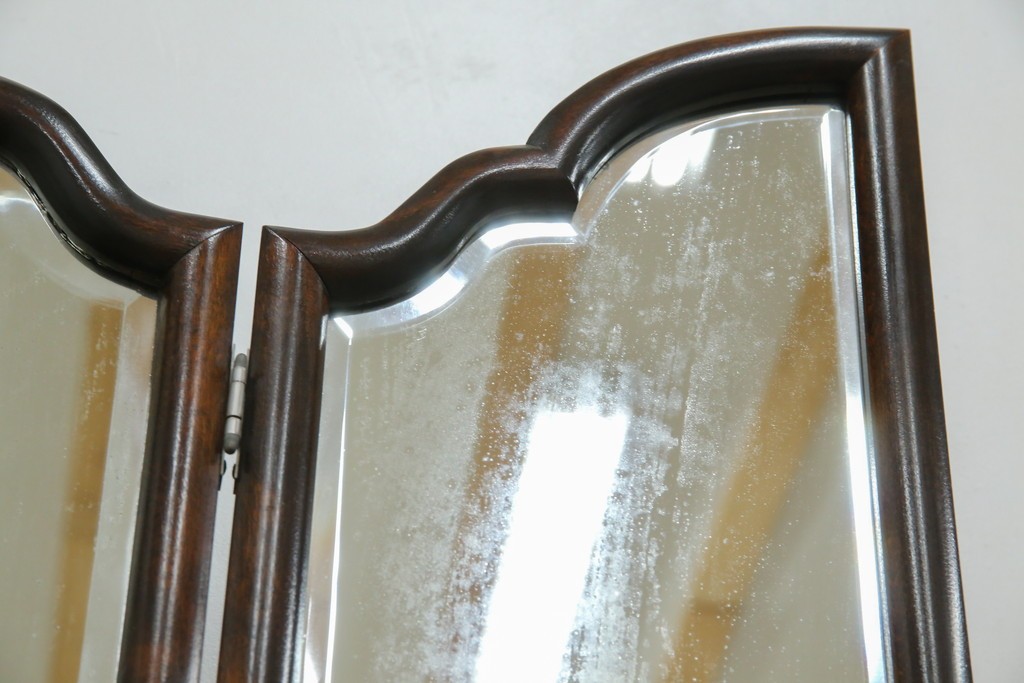 和製ヴィンテージ　希少モデル　松本民芸家具　深みのある色合いで落ち着いた雰囲気溢れる三面鏡付きドレッサー　(R-068653)