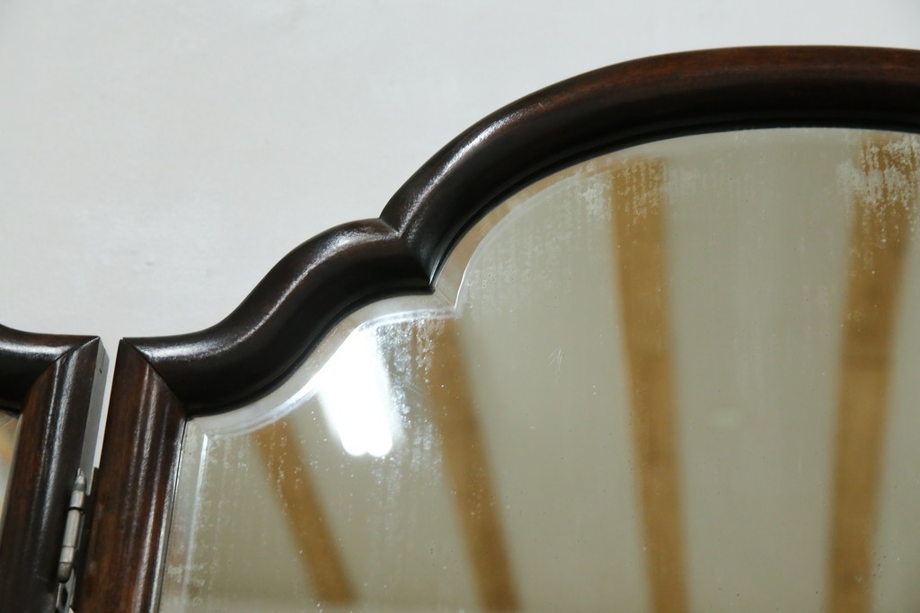 和製ヴィンテージ　希少モデル　松本民芸家具　深みのある色合いで落ち着いた雰囲気溢れる三面鏡付きドレッサー　(R-068653)