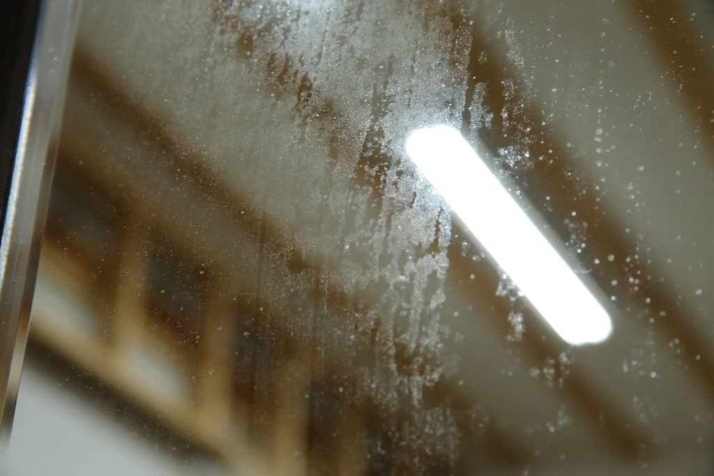 和製ヴィンテージ　希少モデル　松本民芸家具　深みのある色合いで落ち着いた雰囲気溢れる三面鏡付きドレッサー　(R-068653)