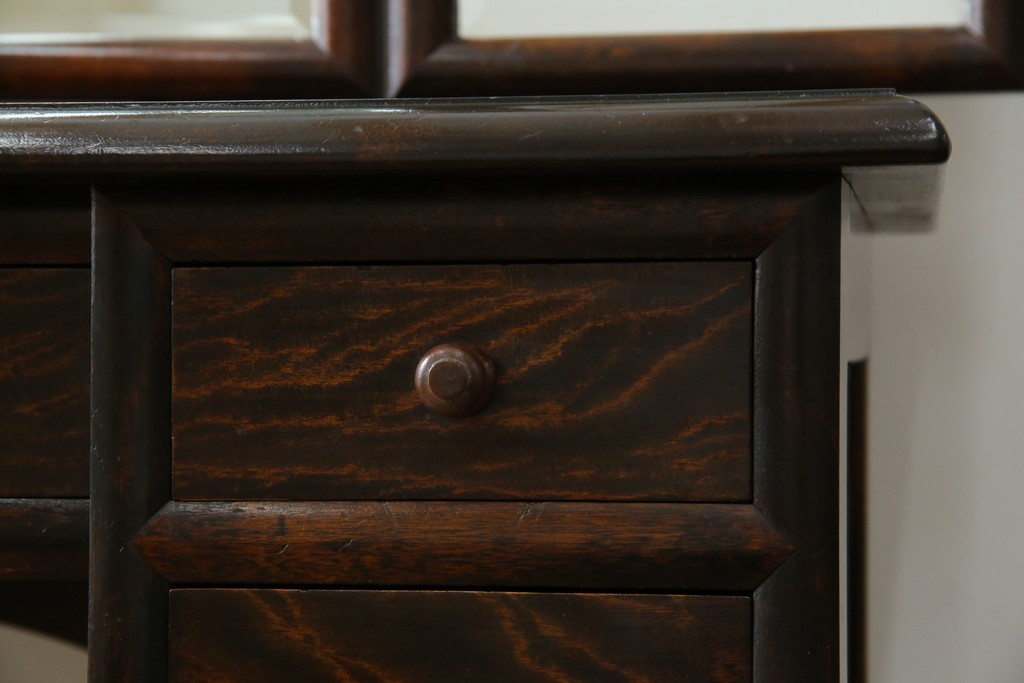 和製ヴィンテージ　希少モデル　松本民芸家具　深みのある色合いで落ち着いた雰囲気溢れる三面鏡付きドレッサー　(R-068653)