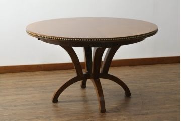 中古　サァラ麻布購入品　アメリカ最高級ブランド　センチュリー(CENTURY)　アンティーク調　マホガニー材　サイドのデザインが魅力的なラウンドダイニングテーブル(丸テーブル、2人掛け、4人掛け)(定価約100万円)(R-068660)