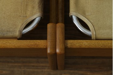 和製ビンテージ　富士ファニチャー　牛革　ゆったりとしたくつろぎの時間を演出するセパレートスタイルの3人掛けソファ　(R-068662)