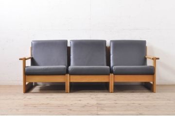 和製ビンテージ　富士ファニチャー(富士ファニチア、富士ファニチュア、フジファニチュア、FUJI FURNITURE)　牛革　ゆったりとしたくつろぎの時間を演出するセパレートスタイルの3人掛けソファ(本革、レザー、三人掛けソファ、3Pソファ、トリプルソファ、アームソファ、ヴィンテージ)(R-068662)