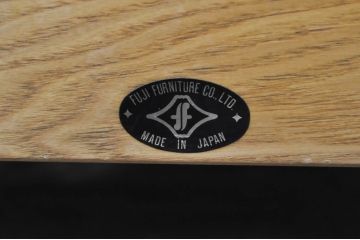 和製ビンテージ　富士ファニチャー(富士ファニチア、富士ファニチュア、フジファニチュア、FUJI FURNITURE)　牛革　ゆったりとしたくつろぎの時間を演出するセパレートスタイルの3人掛けソファ(本革、レザー、三人掛けソファ、3Pソファ、トリプルソファ、アームソファ、ヴィンテージ)(R-068662)