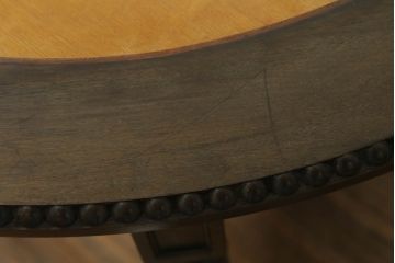和製アンティーク　古い洋館で使われていた大正ロマンの雰囲気漂うカバ材のラウンドテーブル(丸テーブル、コーヒーテーブル、サイドテーブル)(R-068665)