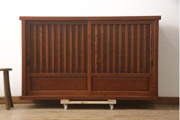 中古　松本伝統　指物工芸家具　漆塗り　上品な佇まいが魅力的な水屋箪笥サイドボード(サイドキャビネット、リビングボード、茶棚、収納棚、戸棚、食器棚、引き出し)(定価推定約100万円)(R-068680)