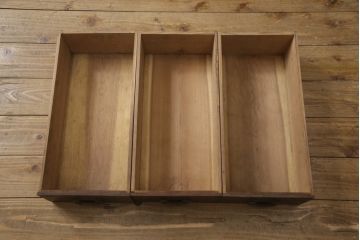 和製アンティーク　下段にも引き出し付きの三尺水屋箪笥(食器棚、収納棚、重ね戸棚、時代箪笥、茶箪笥、キャビネット)(R-068682)