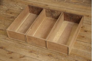 和製アンティーク　下段にも引き出し付きの三尺水屋箪笥(食器棚、収納棚、重ね戸棚、時代箪笥、茶箪笥、キャビネット)(R-068682)