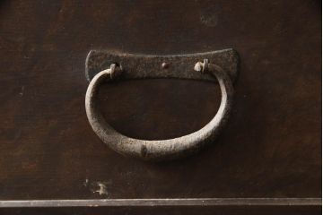 和製アンティーク　レトロな雰囲気漂う水屋箪笥サイドボード(時代箪笥、茶棚、収納棚、戸棚、引き出し、サイドキャビネット、テレビ台、テレビボード)(R-068683)