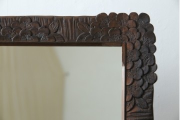 和製ヴィンテージ　伝統工芸　軽井沢彫り　咲き誇る桜の彫刻が美しいスタンドミラー　(R-068685)