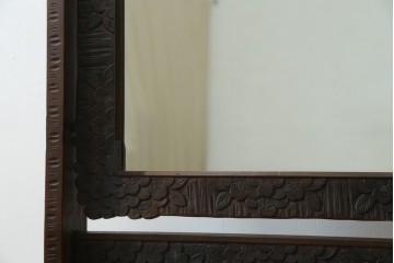 和製ヴィンテージ　伝統工芸　軽井沢彫り　咲き誇る桜の彫刻が美しいスタンドミラー　(R-068685)