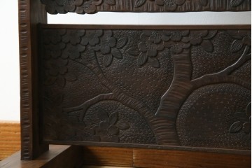 和製ヴィンテージ　伝統工芸　軽井沢彫り　咲き誇る桜の彫刻が美しいスタンドミラー　(R-068685)