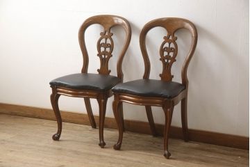 イギリスアンティーク　マホガニー材　透かし彫りが上品な印象を与えるバルーンバックチェア2脚セット(ダイニングチェア、椅子、イス)(R-068688)
