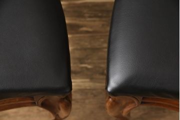 イギリスアンティーク　マホガニー材　透かし彫りが上品な印象を与えるバルーンバックチェア2脚セット(ダイニングチェア、椅子、イス)(R-068688)