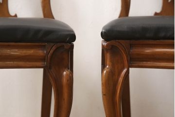 イギリスアンティーク　マホガニー材　透かし彫りが上品な印象を与えるバルーンバックチェア2脚セット(ダイニングチェア、椅子、イス)(R-068688)