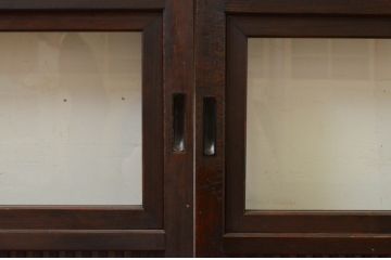 アンティーク建具　風情のある佇まいが魅力的な裏障子付き幅狭格子戸2枚セット(引き戸、ガラス帯戸、障子戸)(R-068697)