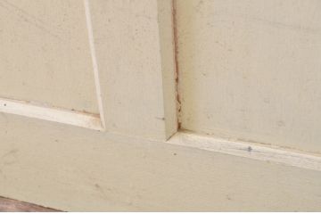 アンティーク建具　ペイント仕上げ限定　レトロな空間づくりにおすすめな古い学校の引き戸4枚セット(ガラス戸)(R-068698)