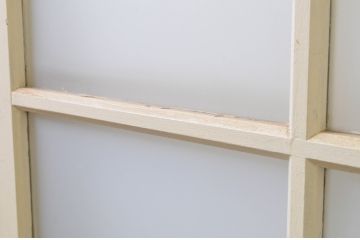 アンティーク建具　ペイント仕上げ限定　レトロな空間づくりにおすすめな古い学校の引き戸4枚セット(ガラス戸)(R-068699)