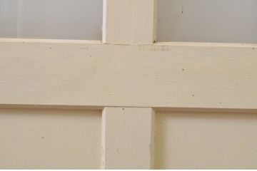 アンティーク建具　ペイント仕上げ限定　レトロな空間づくりにおすすめな古い学校の幅広ガラス戸1枚(引き戸)(R-068702)
