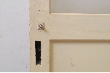 アンティーク建具　ペイント仕上げ限定　レトロな空間づくりにおすすめな古い学校の幅広ガラス戸1枚(引き戸)(R-068702)