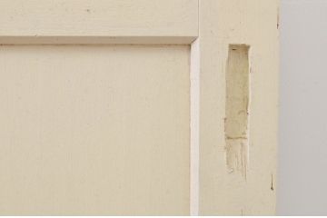 アンティーク建具　ペイント仕上げ限定　レトロな空間づくりにおすすめな古い学校の引き戸4枚セット(ガラス戸)(R-068704)
