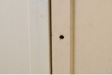 アンティーク建具　ペイント仕上げ限定　レトロな空間づくりにおすすめな古い学校のガラス戸4枚セット(引き戸)(R-068707)