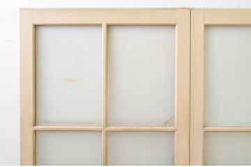 アンティーク建具　ペイント仕上げ限定　レトロな空間づくりにおすすめな古い学校のガラス戸2枚セット(引き戸)(R-068710)